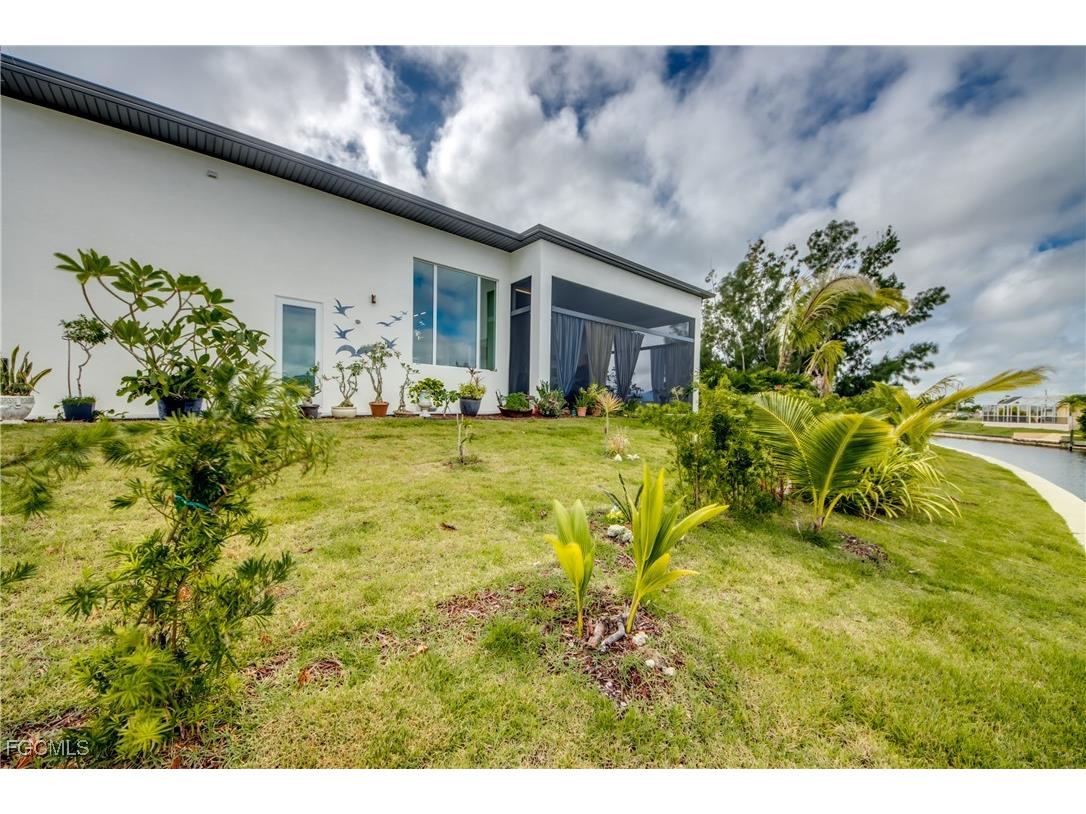 2028 NW 32nd Place Cape Coral FL 33993 2025013730 image14