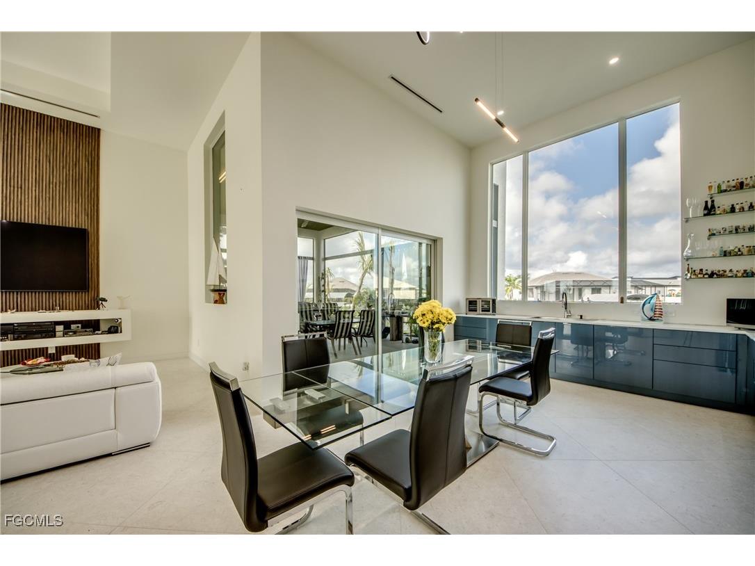 2028 NW 32nd Place Cape Coral FL 33993 2025013730 image3