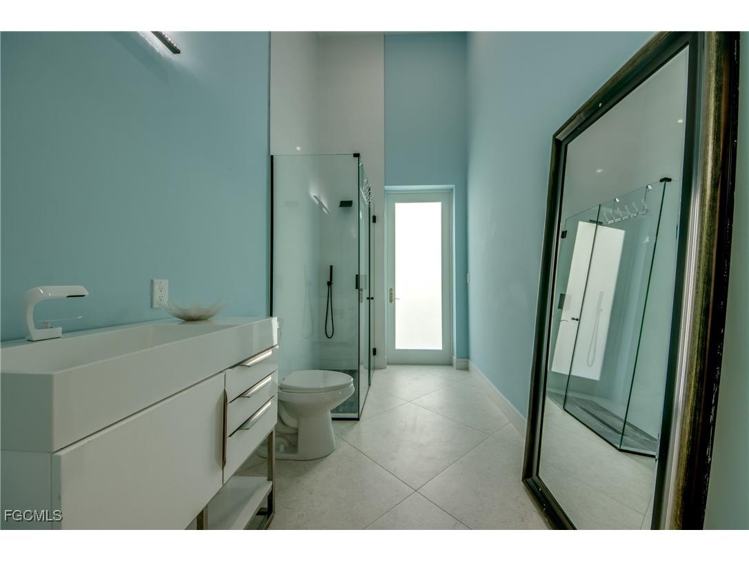 2028 NW 32nd Place Cape Coral FL 33993 2025013730 image31