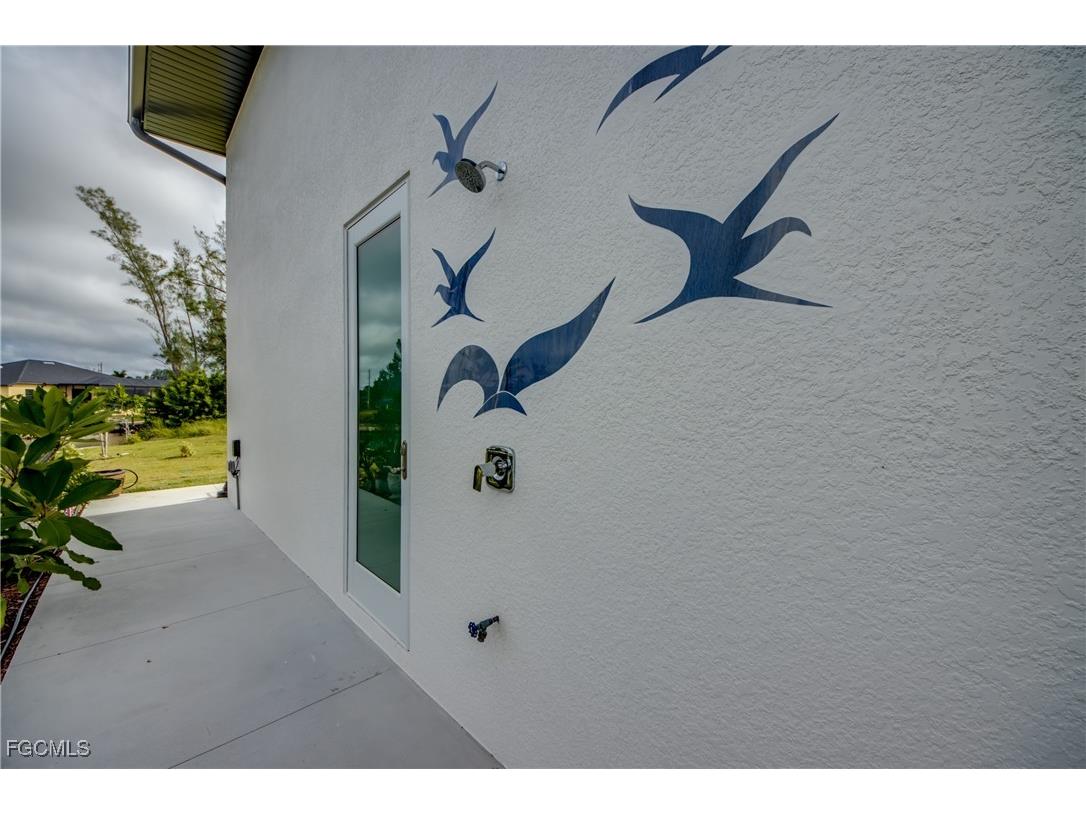 2028 NW 32nd Place Cape Coral FL 33993 2025013730 image39