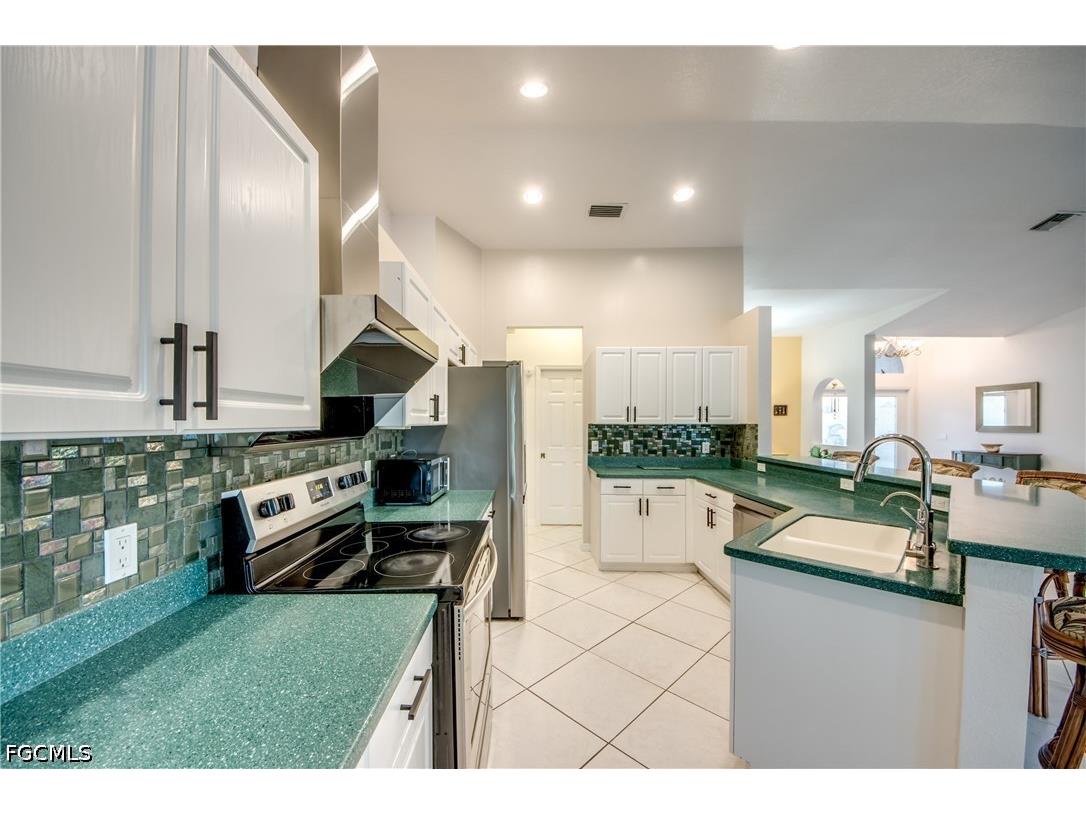 2028 SW 44th Terrace Cape Coral FL 33914 2026030603 image16