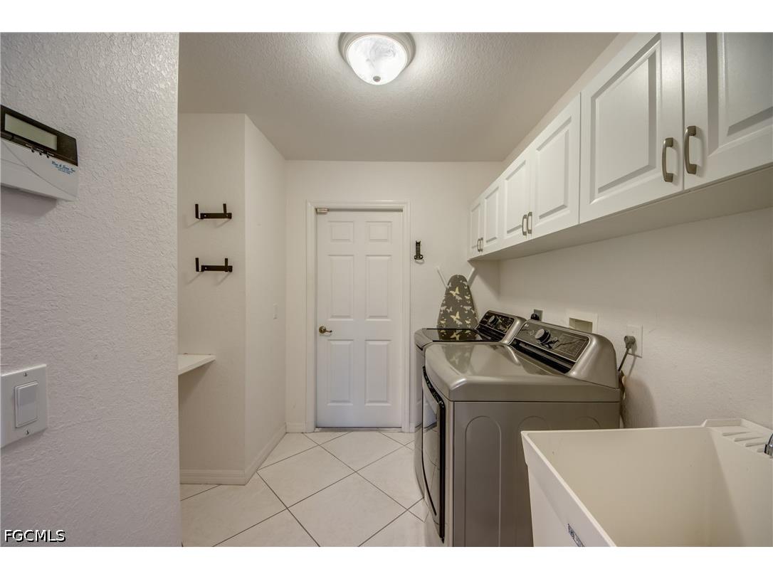 2028 SW 44th Terrace Cape Coral FL 33914 2026030603 image31