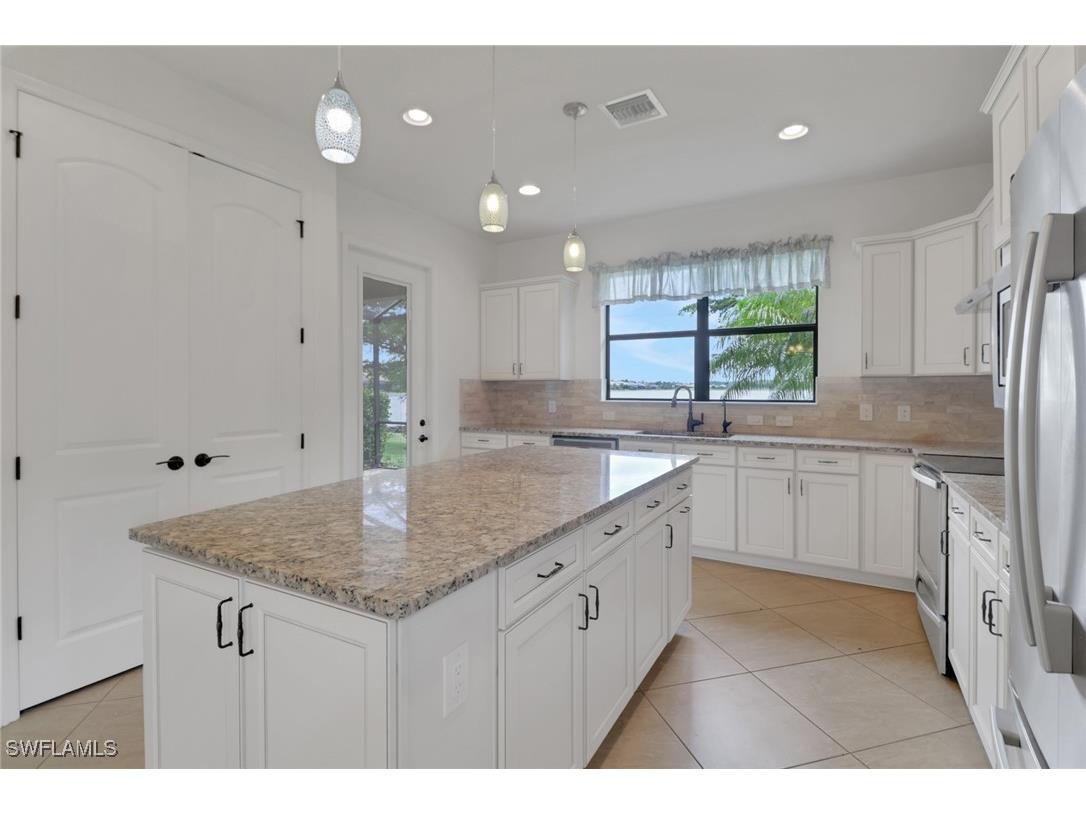 20281 Corkscrew Shores Boulevard Estero FL 33928 225070065 image8
