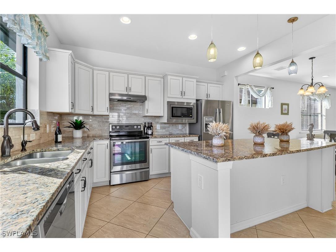 20281 Corkscrew Shores Boulevard Estero FL 33928 226005993 image7