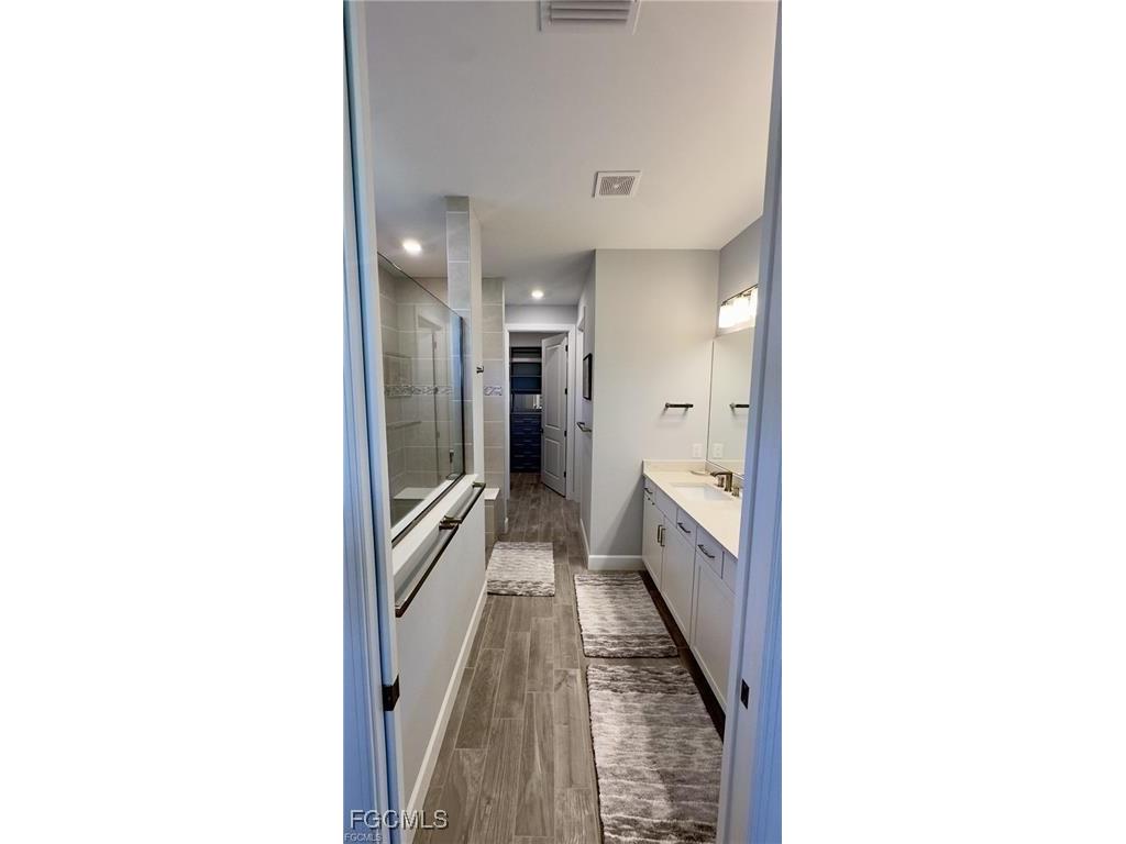 20285 Napa Loop Estero FL 33928 2025024427 image22