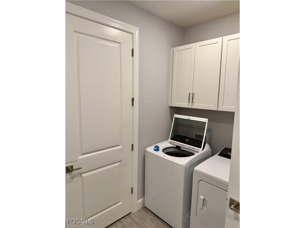 20285 Napa Loop Estero FL 33928 2025024427 image26