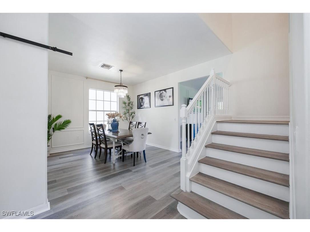 2029 Fairmont Lane Naples FL 34120 225076516 image1