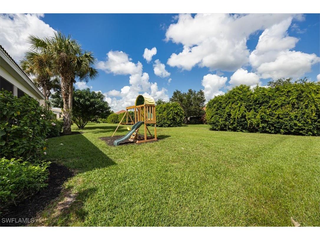 2029 Fairmont Lane Naples FL 34120 225080824 image28