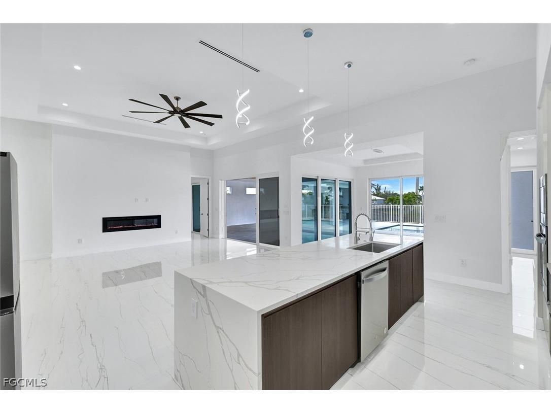 2029 SW 41st Street Cape Coral FL 33914 2026011533 image17
