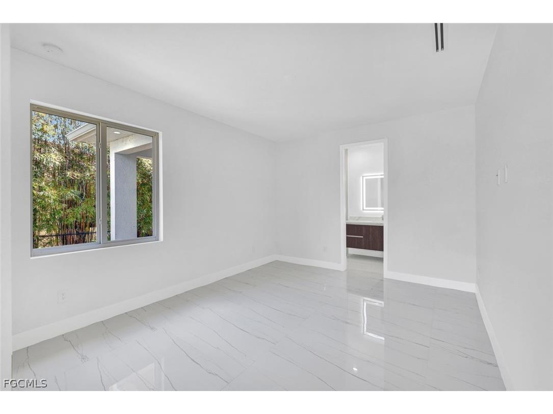 2029 SW 41st Street Cape Coral FL 33914 2026011533 image25