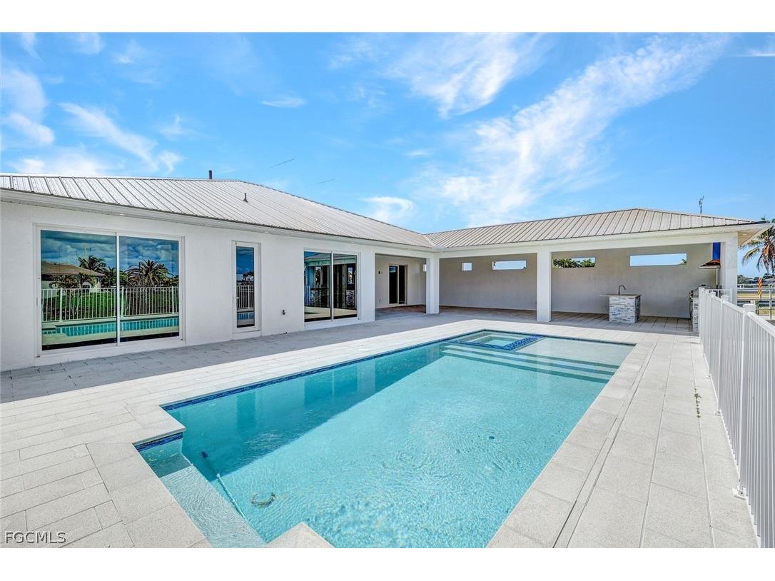 2029 SW 41st Street Cape Coral FL 33914 2026011533 image35