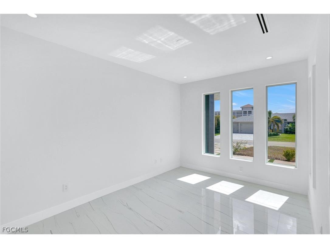 2029 SW 41st Street Cape Coral FL 33914 2026011533 image9