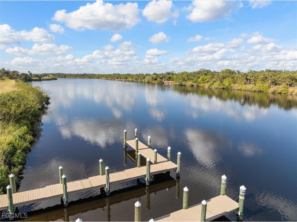 2029 Silk Bay Boulevard Alva FL 33920 2026000875 image10