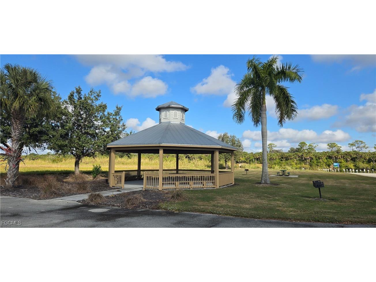 2029 Silk Bay Boulevard Alva FL 33920 2026000875 image15