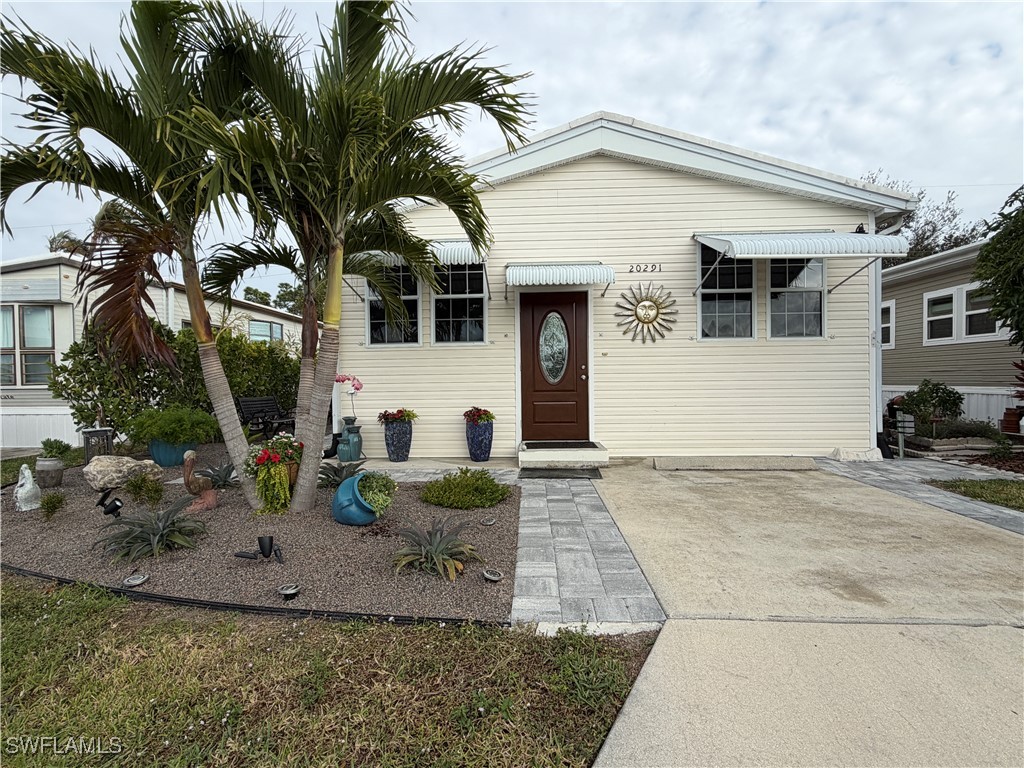 20291 Cumberland Court Estero FL 33928 226004658 image1