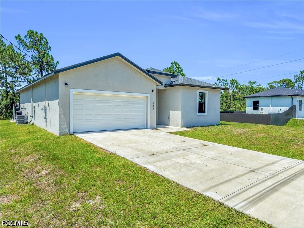 203 E 17th Street Lehigh Acres FL 33972 2026025639 image2