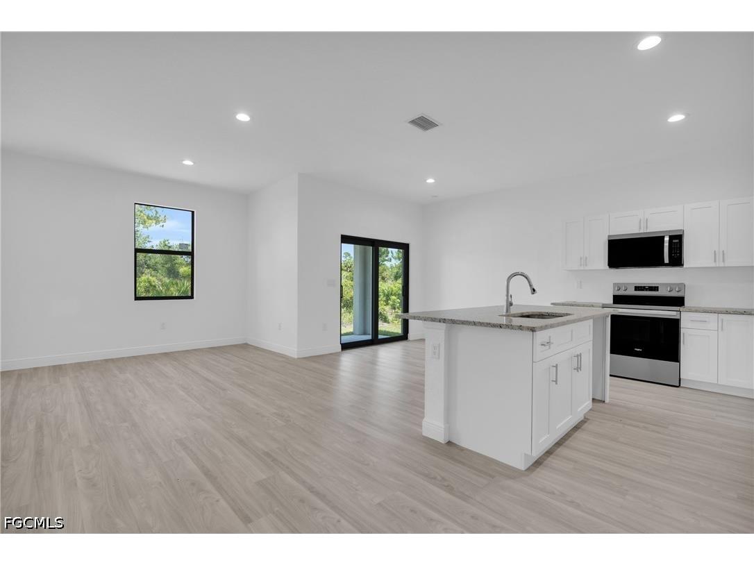 203 E 17th Street Lehigh Acres FL 33972 2026025639 image6