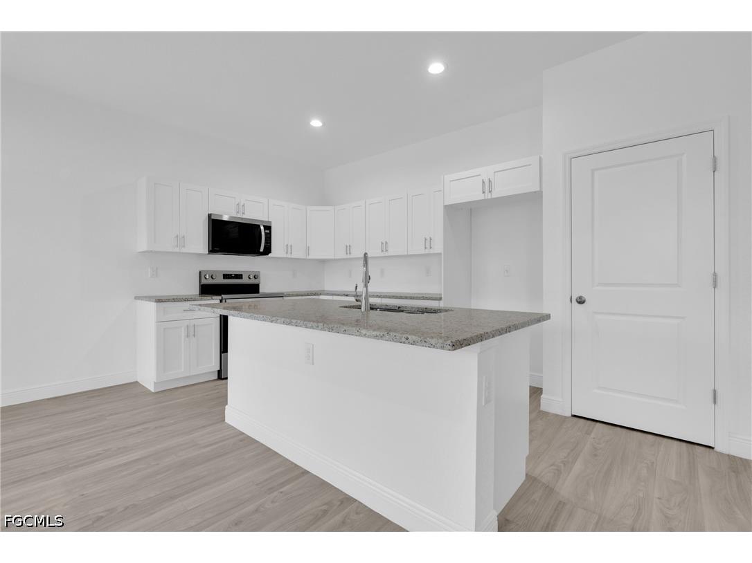 203 E 17th Street Lehigh Acres FL 33972 2026025639 image8