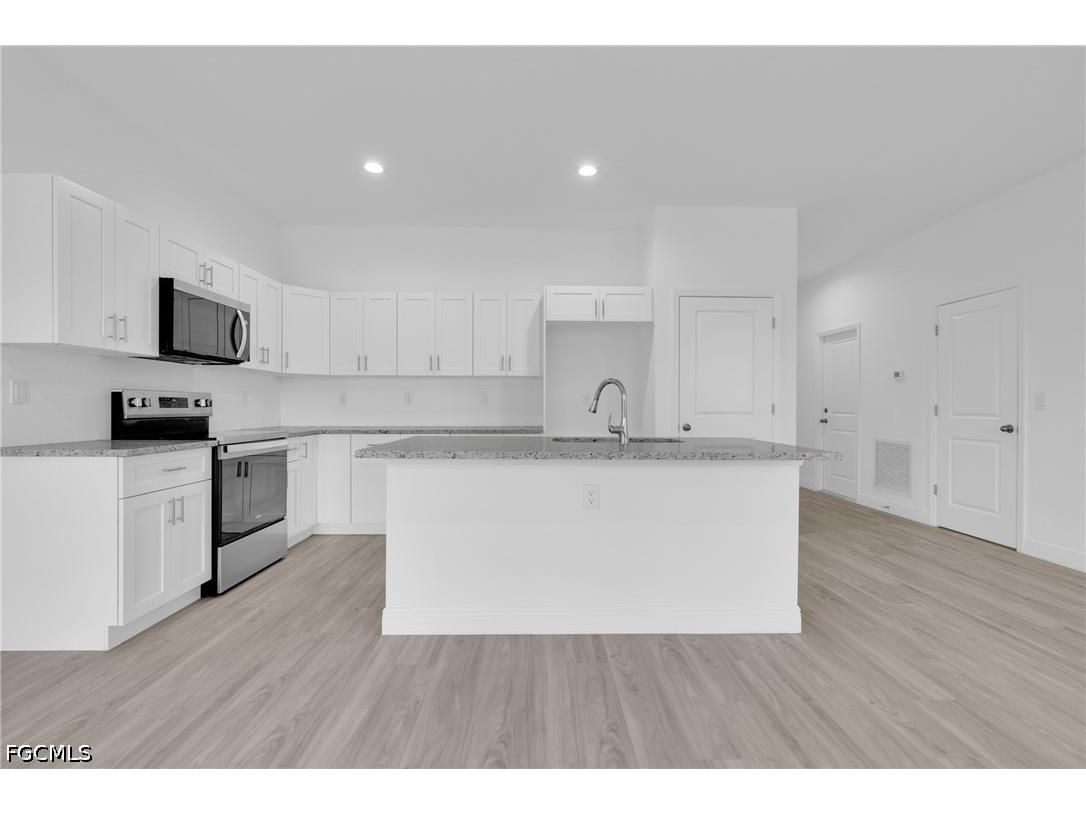 203 E 17th Street Lehigh Acres FL 33972 2026025639 image9