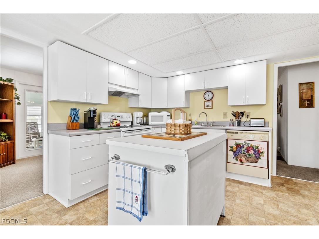 203 Harvest Lane North Fort Myers FL 33917 2026012418 image18