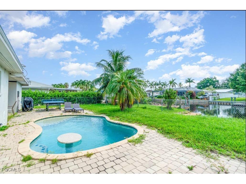 203 Kingston Drive Fort Myers FL 33905 2025002994 image20