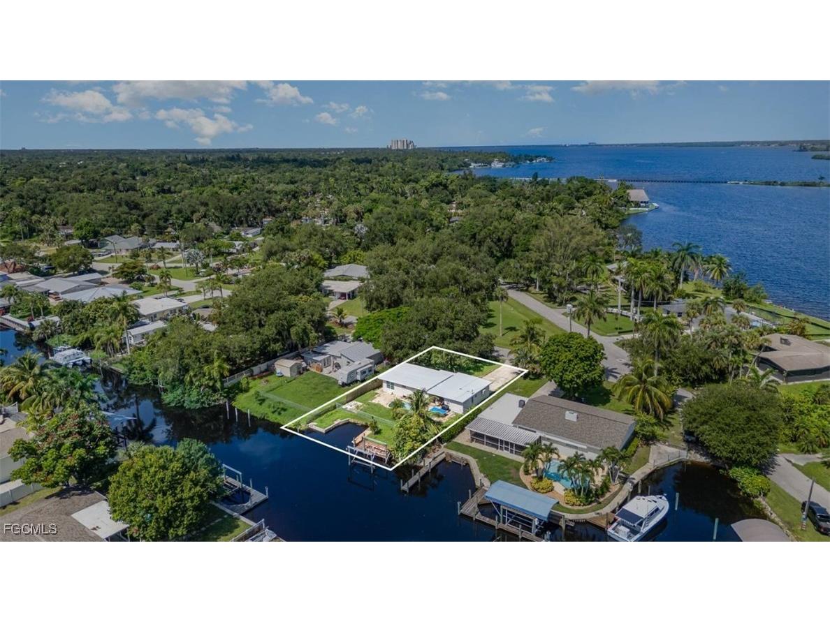 203 Kingston Drive Fort Myers FL 33905 2025002994 image23