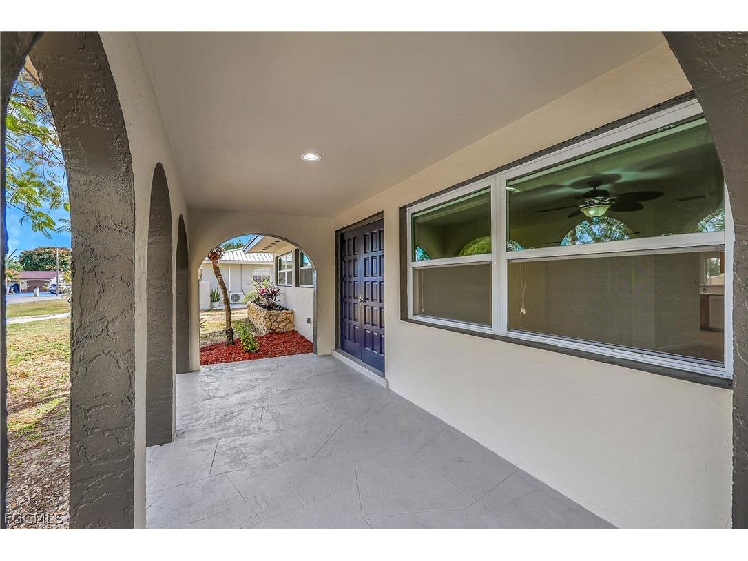 203 Lowry Avenue Lehigh Acres FL 33936 2026003725 image4