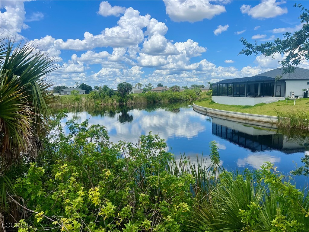 203 NW 19th Place Cape Coral FL 33993 2025003404 image1