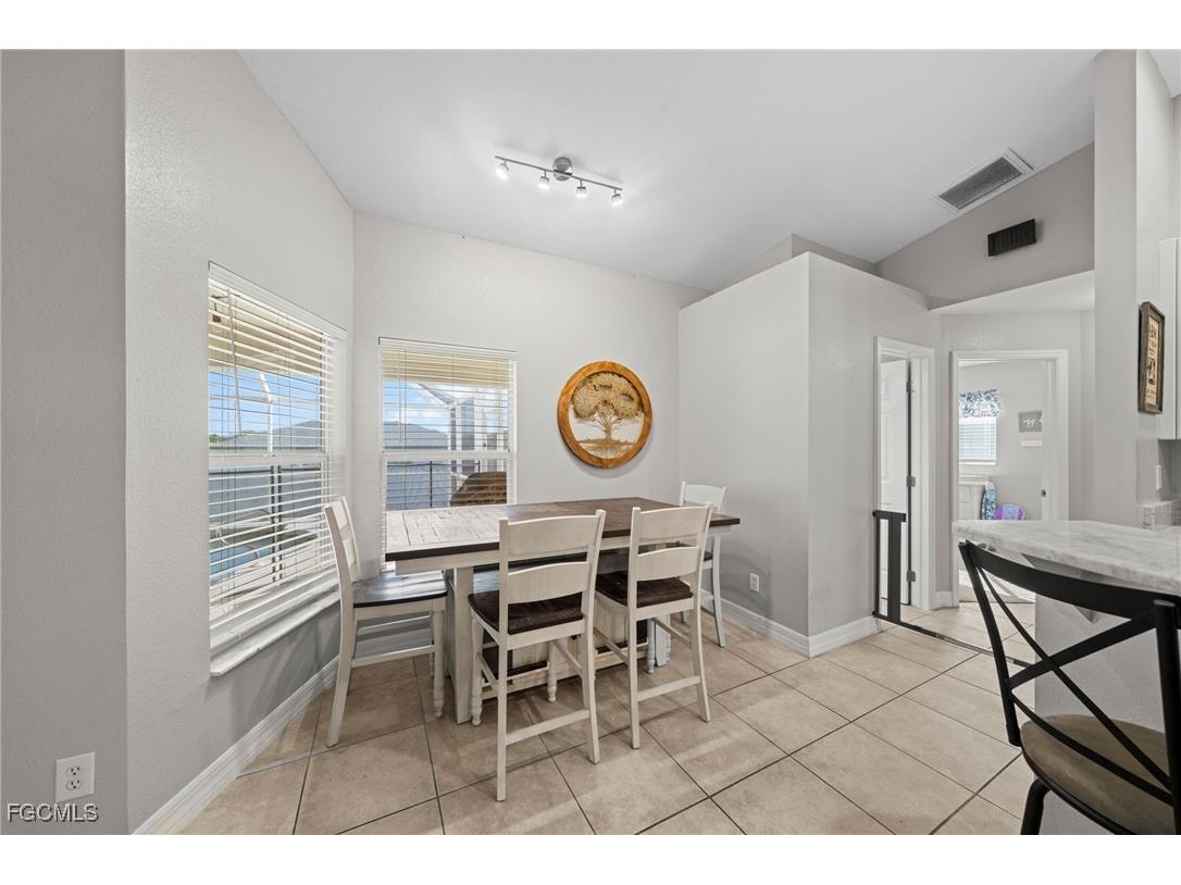 203 NW 4th Avenue Cape Coral FL 33993 2025015247 image13