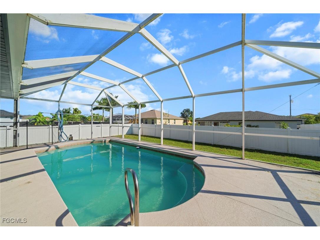 203 NW 4th Avenue Cape Coral FL 33993 2025015247 image24