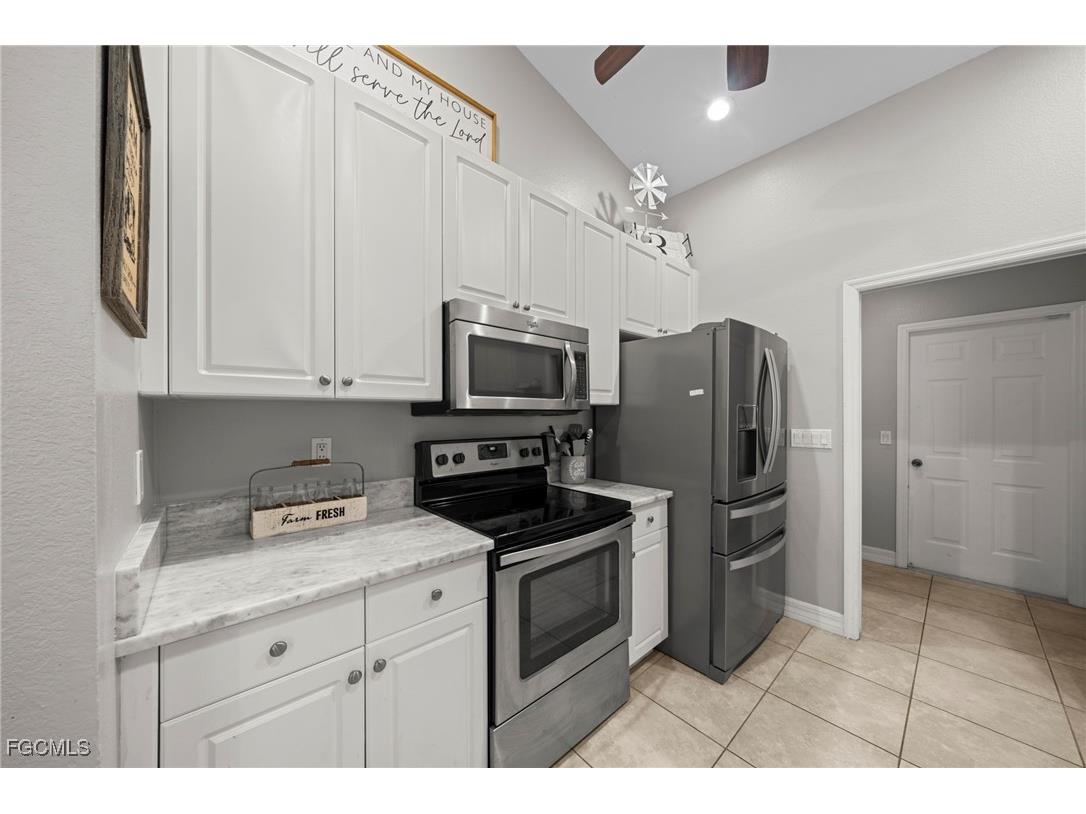 203 NW 4th Avenue Cape Coral FL 33993 2025015247 image9