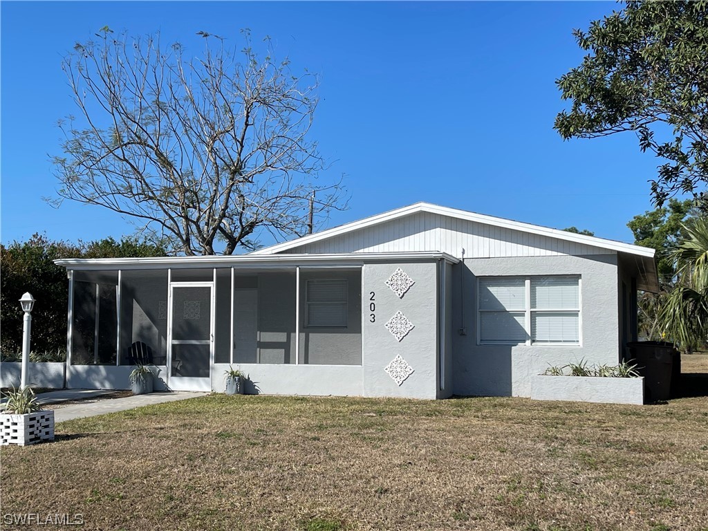 203 Oregon Way Lehigh Acres FL 33936 223013468 image1