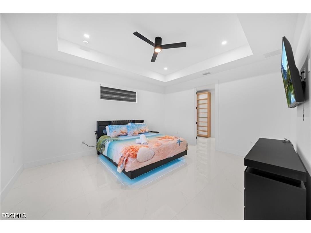 203 SE 11th Terrace Cape Coral FL 33990 2026019740 image12