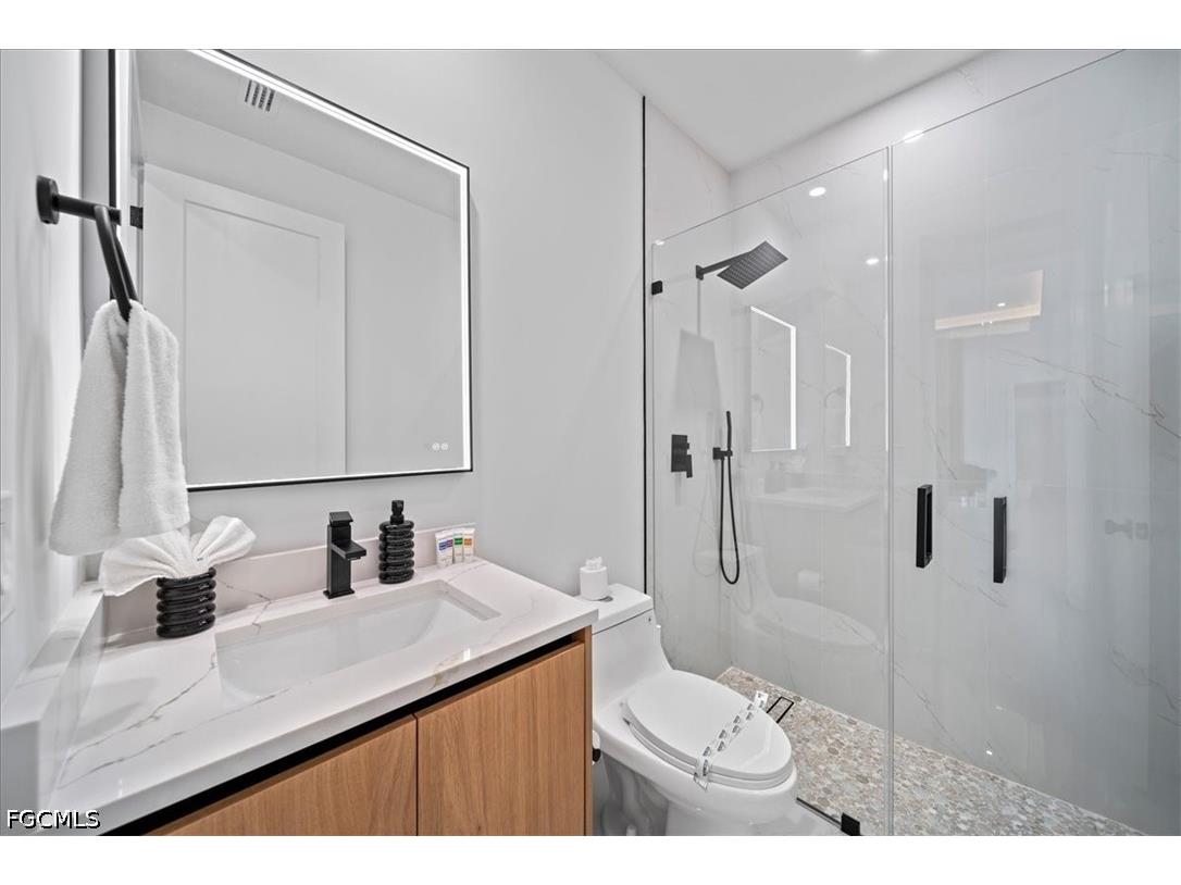 203 SE 11th Terrace Cape Coral FL 33990 2026019740 image19