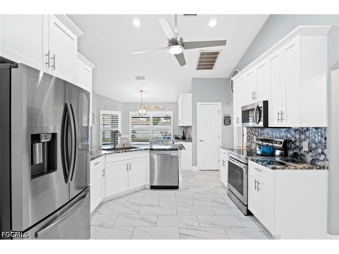 203 SE 14th Court Cape Coral FL 33990 2026022979 image11