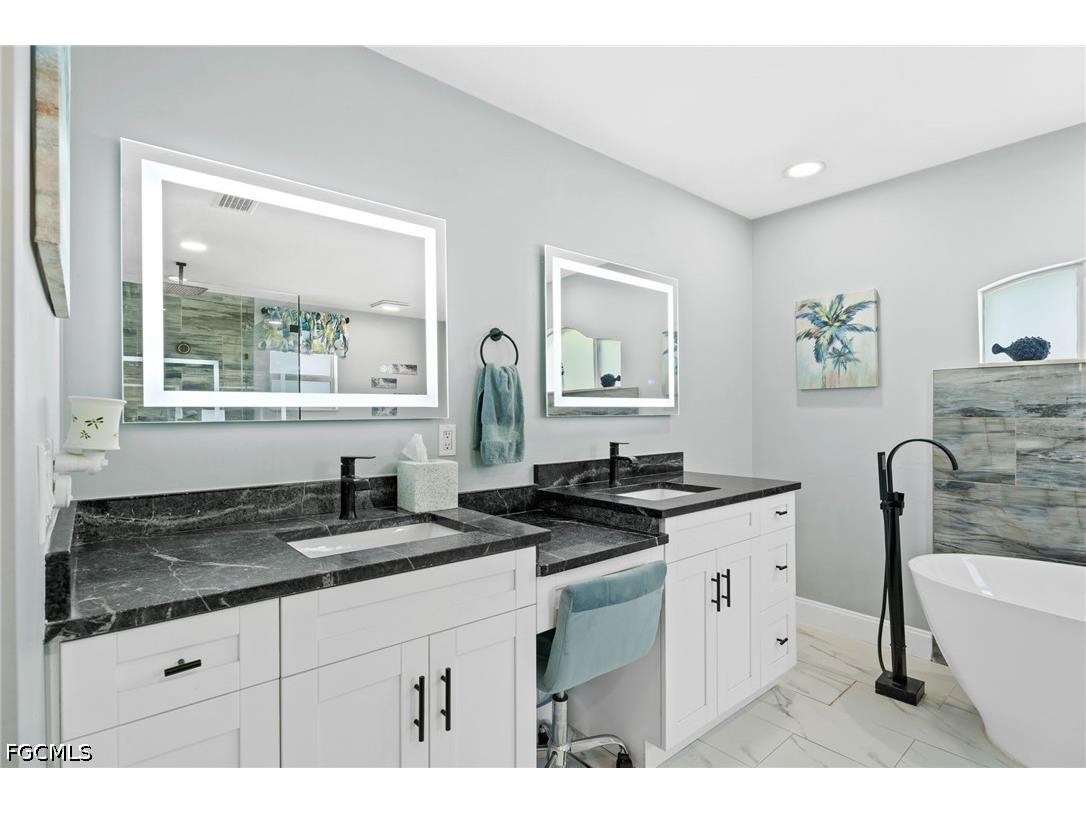 203 SE 14th Court Cape Coral FL 33990 2026022979 image17