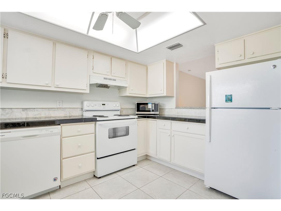 203 SE 15th Place #214 Cape Coral FL 33990 2026001153 image5