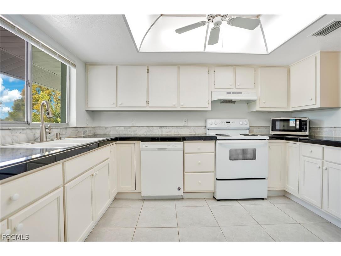 203 SE 15th Place #214 Cape Coral FL 33990 2026001153 image6