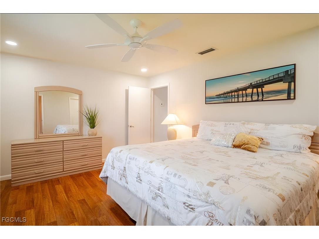 203 SE 43rd Terrace Cape Coral FL 33904 2025014584 image15