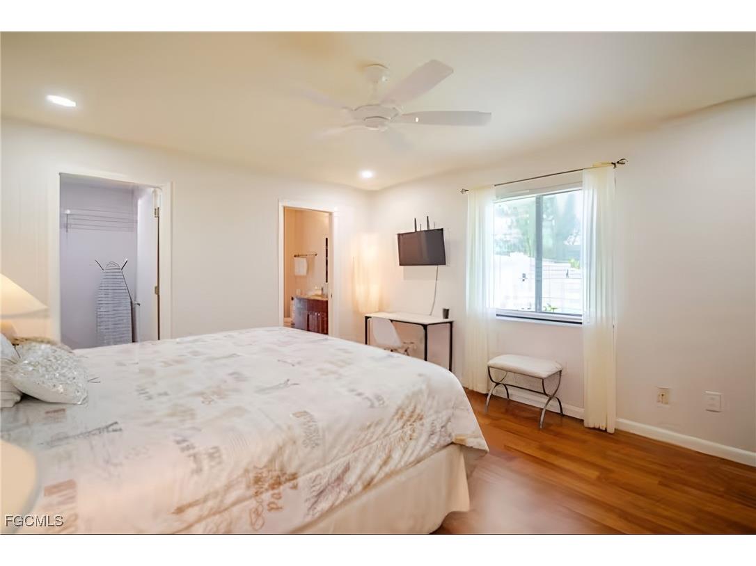 203 SE 43rd Terrace Cape Coral FL 33904 2025014584 image16