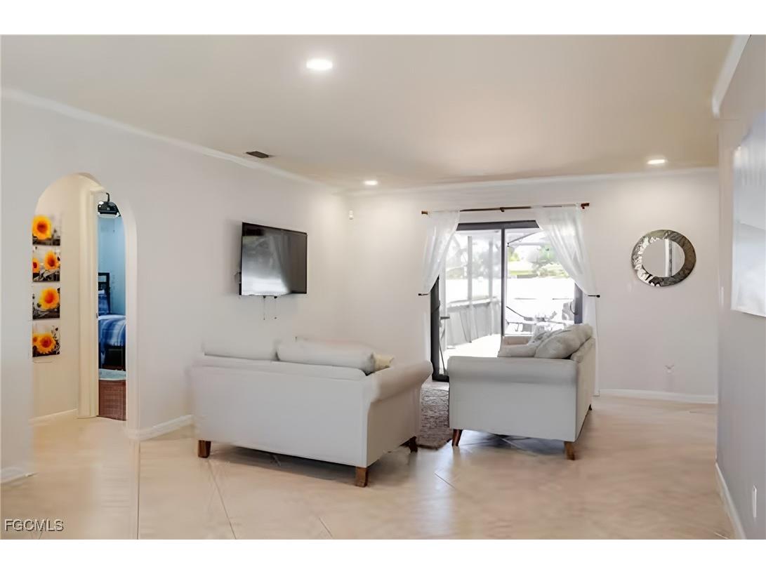 203 SE 43rd Terrace Cape Coral FL 33904 2025014584 image23