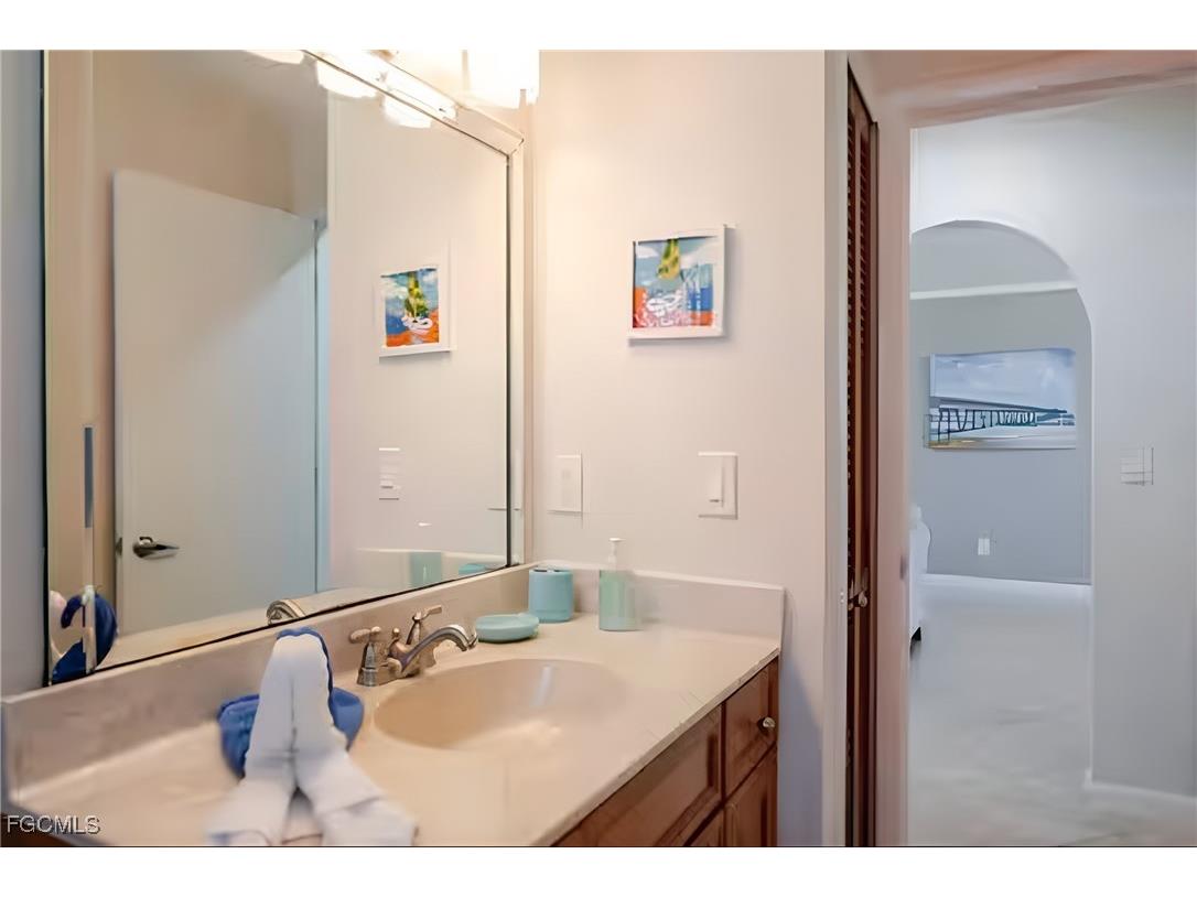 203 SE 43rd Terrace Cape Coral FL 33904 2025014584 image28