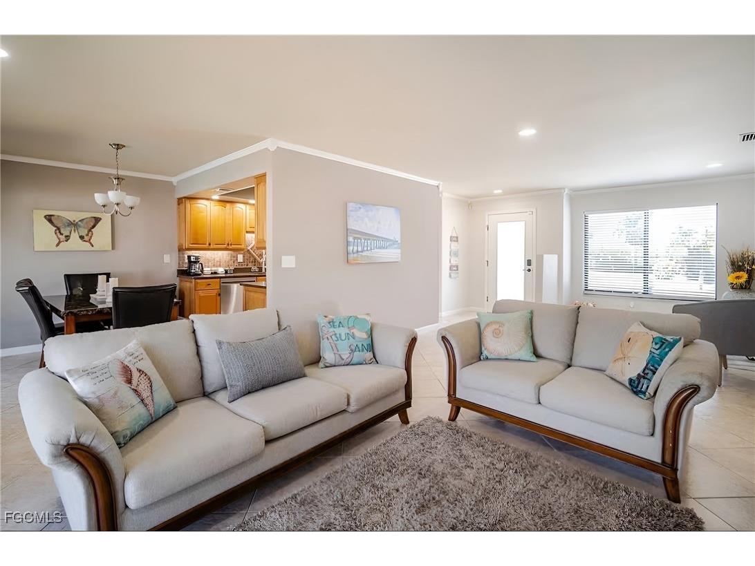 203 SE 43rd Terrace Cape Coral FL 33904 2025014584 image6