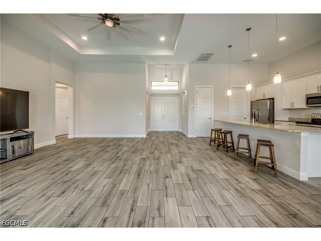 203 SW 14th Avenue Cape Coral FL 33991 2026024368 image10