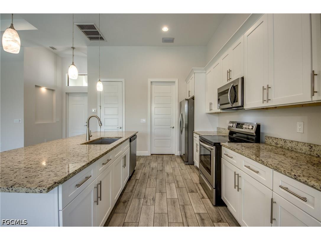 203 SW 14th Avenue Cape Coral FL 33991 2026024368 image12