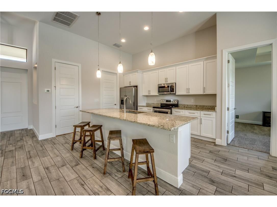 203 SW 14th Avenue Cape Coral FL 33991 2026024368 image16
