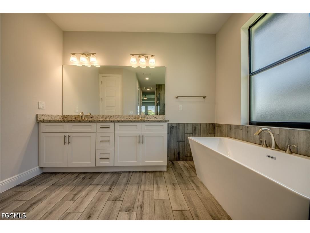 203 SW 14th Avenue Cape Coral FL 33991 2026024368 image21