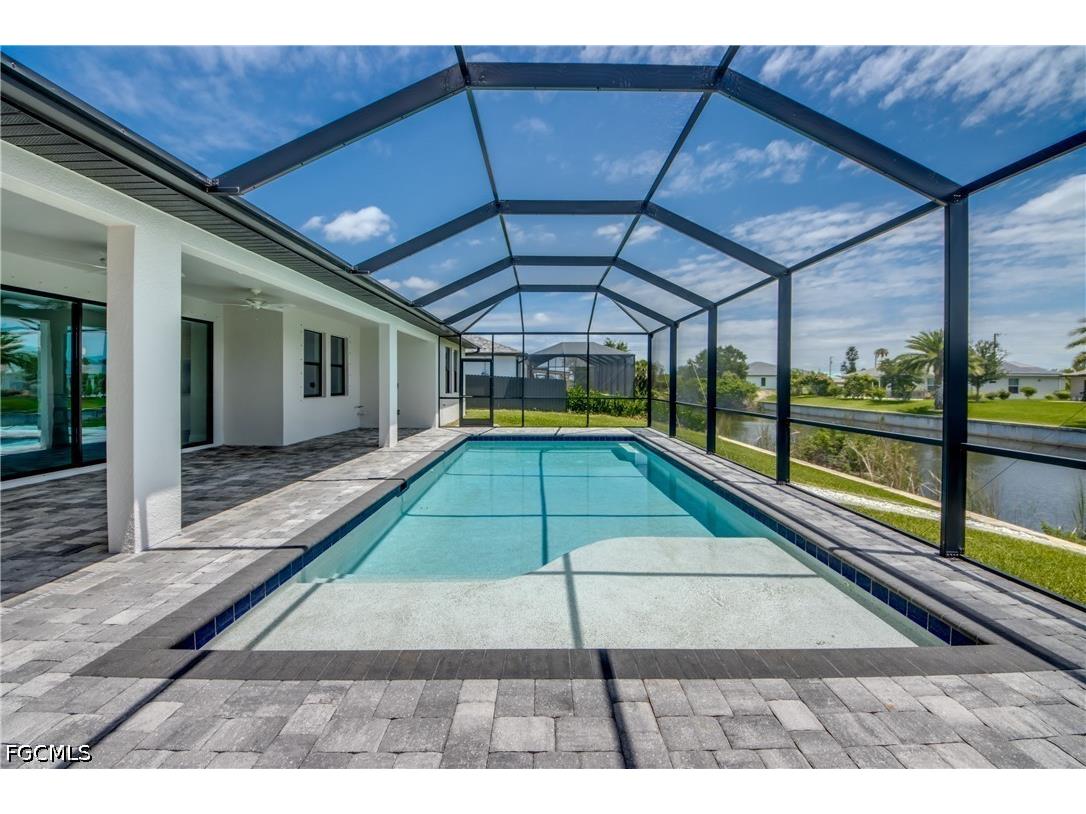 203 SW 14th Avenue Cape Coral FL 33991 2026024368 image37