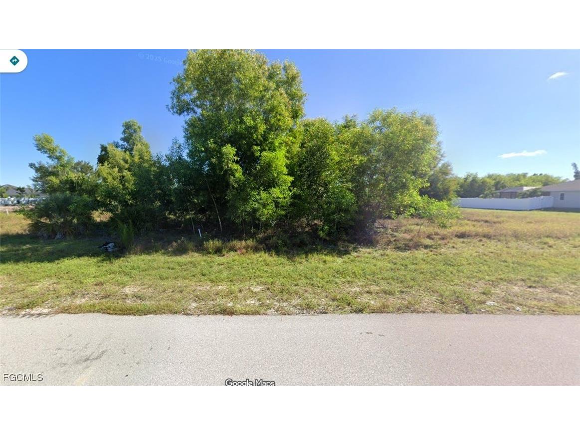 203 SW 9th Place Cape Coral FL 33991 2025024421 image1