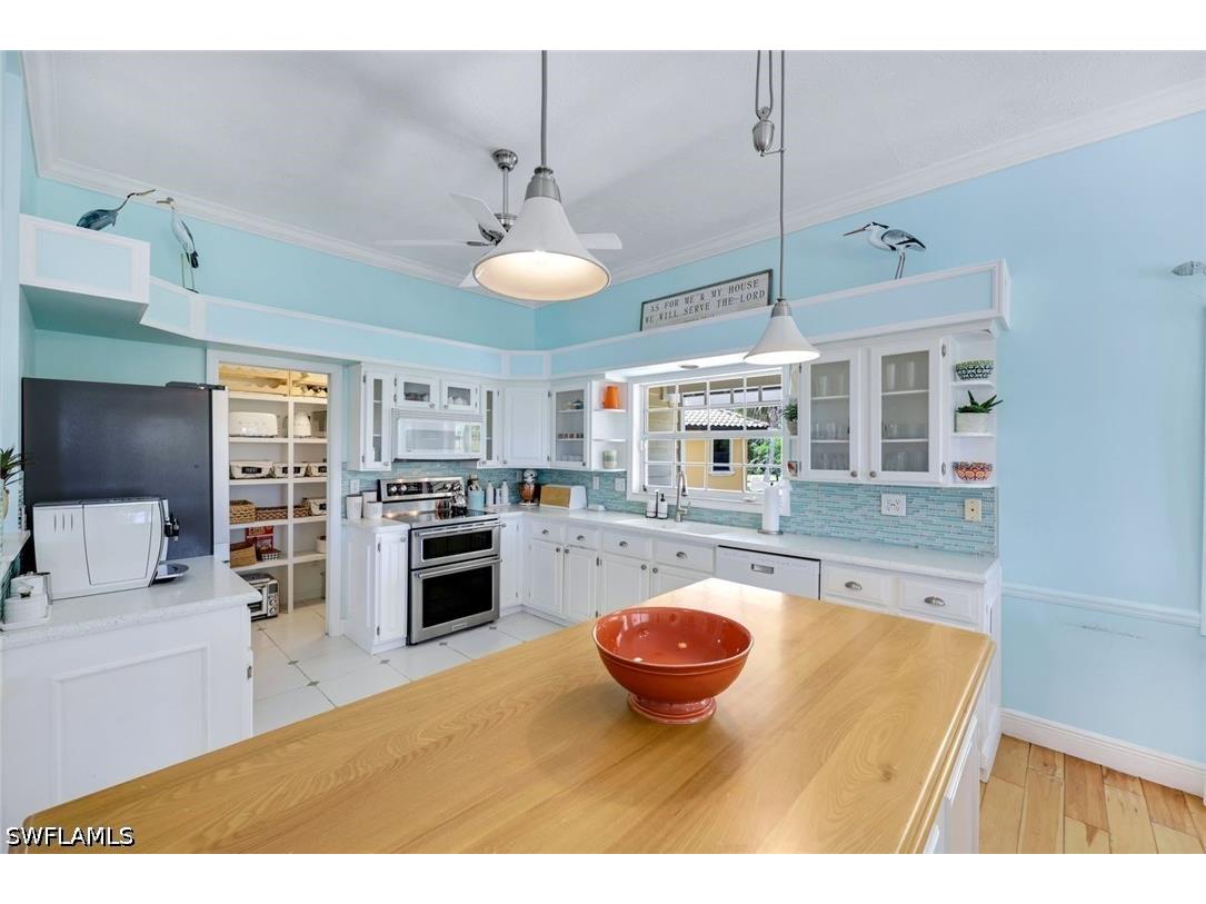 203 San Mateo Drive Bonita Springs FL 34134 226022461 image8